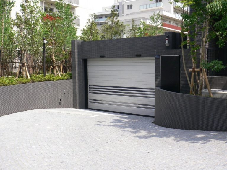 Benefits of Using High Speed Doors for Car Parking Garages