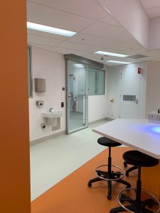 Reasons for Installing High Speed & Hygienic Doors in Clean Rooms